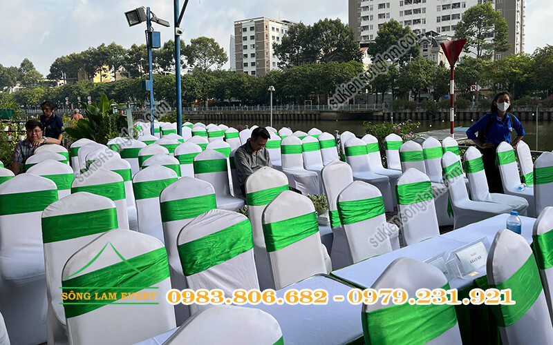 Cho thuê bàn ghế sự kiện tổ chức Ngày hội nhân dân TPHCM xây dựng thành phố xanh sạch