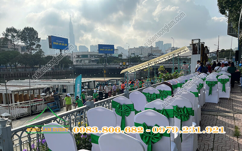 Cho thuê bàn ghế sự kiện tổ chức Ngày hội nhân dân TPHCM xây dựng thành phố xanh sạch