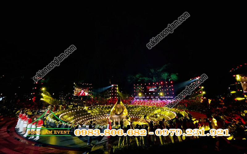 Đêm nhạc Nghĩa tình Phương Nam cùng con đi tiếp cuộc đời tại TPHCM Đêm nhạc Nghĩa tình Phương Nam cùng con đi tiếp cuộc đời tại TPHCM