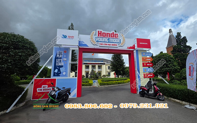 Thi công cổng chào sự kiện Honda young Mode 2026 tại Cao đẳng Đà Lạt Thi công cổng chào sự kiện Honda young Mode 2026 tại Cao đẳng Đà Lạt